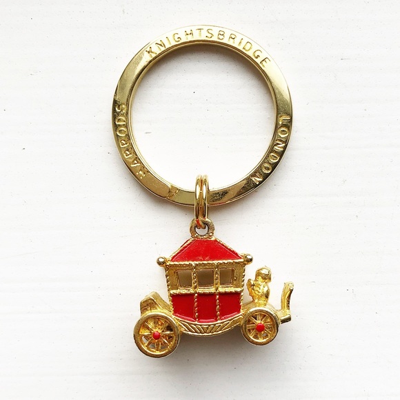 Harrods Accessories - Gold & red Harrods London carriage keychain